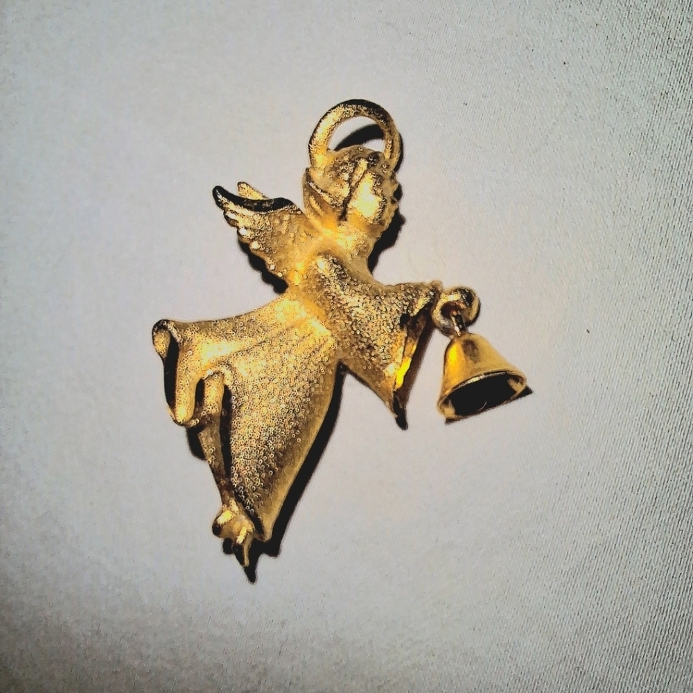Vintage Brushed Gold-tone Angel Pin Brooch with Bell (Signed GG USA)